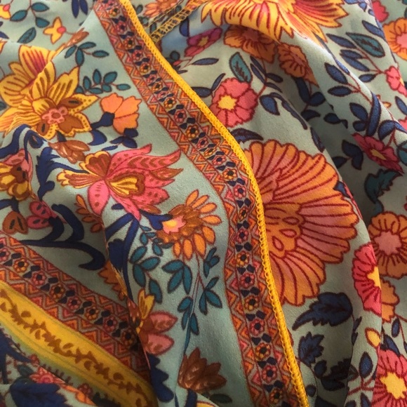 Bohemian Floral Print Kimono - Picture 4 of 4